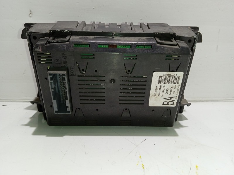 Recambio de pantalla multifuncion para opel astra gtc sport referencia OEM IAM 13238548  