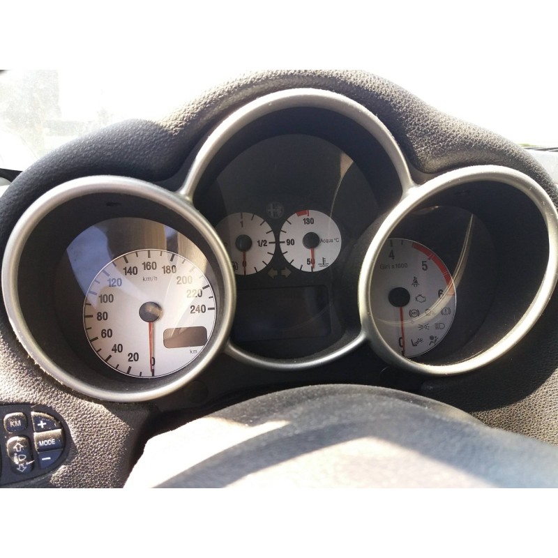 alfa romeo 147 (190) 1.9 jtd distinctive   |   12.00 - 12.04 | 2000 - 2004 | 116 cv / 85 kw del año 2000