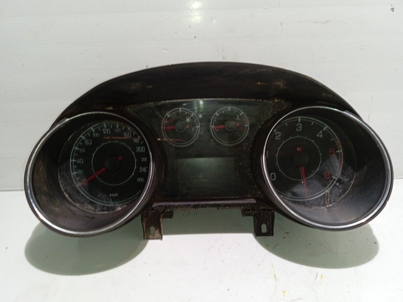 Recambio de cuadro instrumentos para fiat bravo (198) 1.9 8v jtd cat referencia OEM IAM 5540019804  