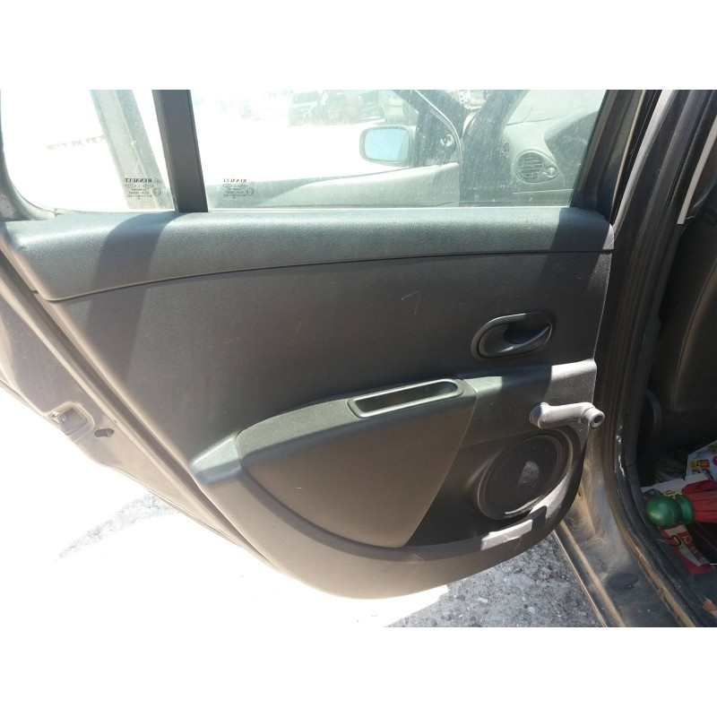 renault clio iii    |   0.05 - ... | 2005 del año 2005