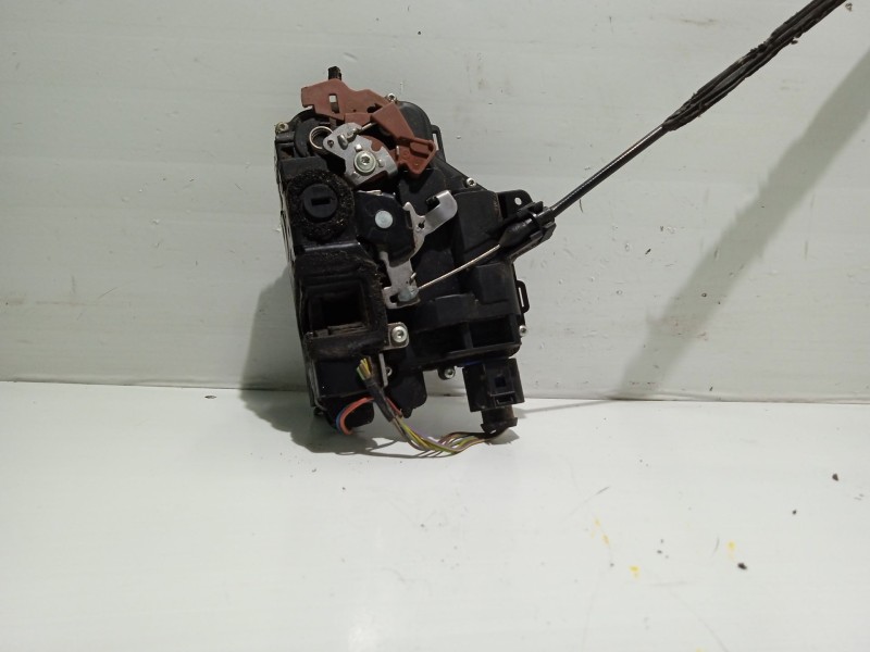 Recambio de cerradura puerta delantera izquierda para skoda fabia (5j2 ) young referencia OEM IAM    Recambio de cerradura puerta delantera izquierda para skoda fabia (5j2 ) young referencia OEM IAM