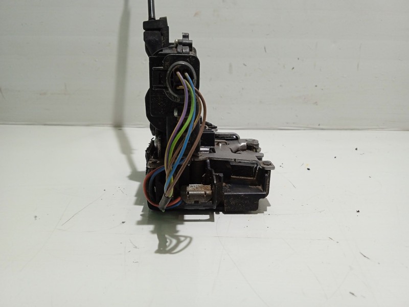 Recambio de cerradura puerta delantera izquierda para skoda fabia (5j2 ) young referencia OEM IAM    Recambio de cerradura puerta delantera izquierda para skoda fabia (5j2 ) young referencia OEM IAM