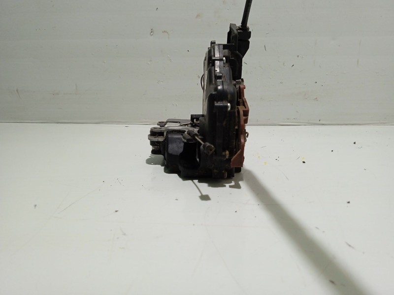 Recambio de cerradura puerta delantera izquierda para skoda fabia (5j2 ) young referencia OEM IAM    Recambio de cerradura puerta delantera izquierda para skoda fabia (5j2 ) young referencia OEM IAM