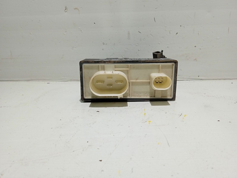 Recambio de caja precalentamiento para skoda fabia (5j2 ) young referencia OEM IAM 1J0919506M  