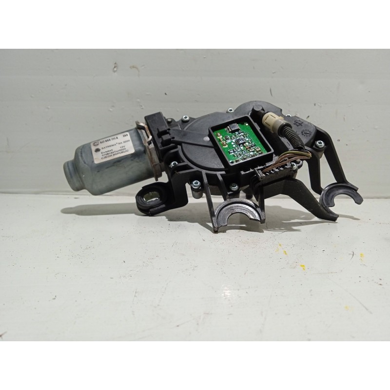 Recambio de motor limpia trasero para skoda fabia (5j2 ) young referencia OEM IAM 5J7955711C   Recambio de motor limpia trasero para skoda fabia (5j2 ) young referencia OEM IAM 5J7955711C