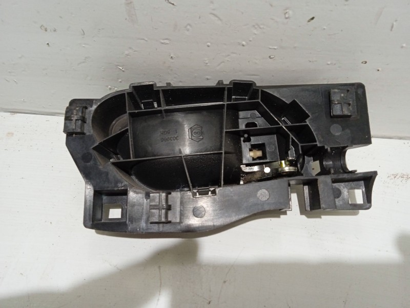 Recambio de maneta interior trasera izquierda para peugeot 207 xs referencia OEM IAM 96555518VD  