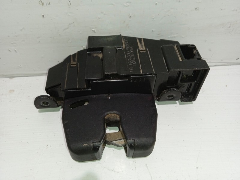 Recambio de cerradura maletero / porton para peugeot 207 xs referencia OEM IAM 9660403980  