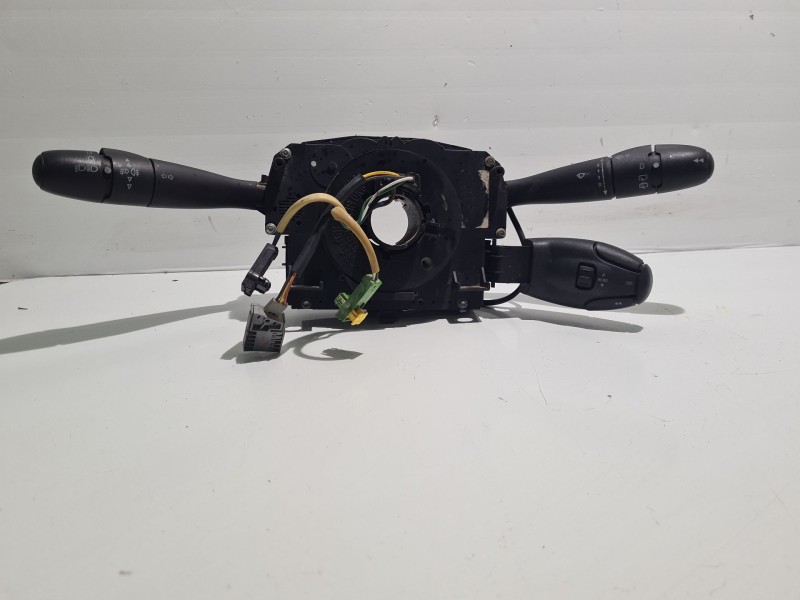 Recambio de com2000 para peugeot 207 xs referencia OEM IAM 96630724XT  