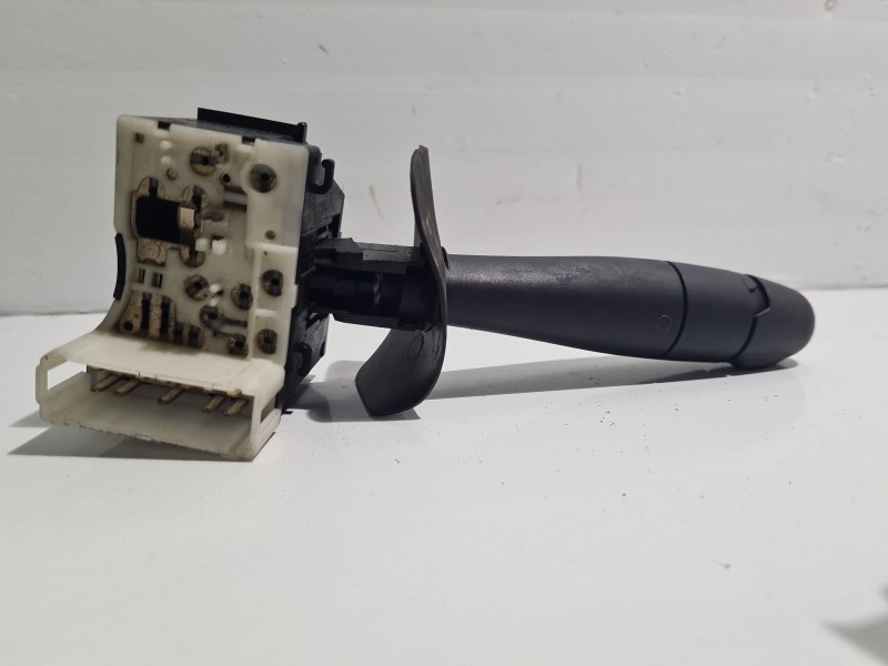 Recambio de mando limpia para renault clio ii fase ii (b/cb0) referencia OEM IAM   