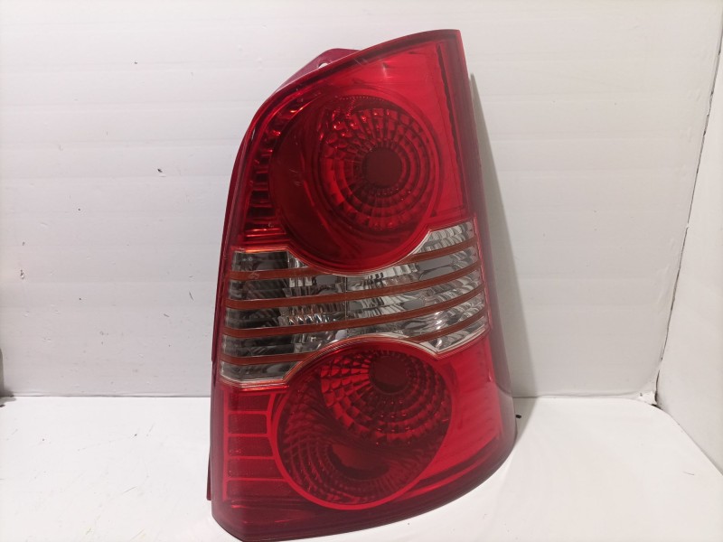 Recambio de piloto trasero derecho para hyundai atos (em) 1.1 gls referencia OEM IAM 9240205510  