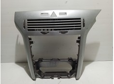 Recambio de mascara central de salpicadero para opel astra gtc sport referencia OEM IAM 331985437  