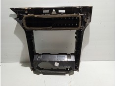 Recambio de mascara central de salpicadero para opel astra gtc sport referencia OEM IAM 331985437   2