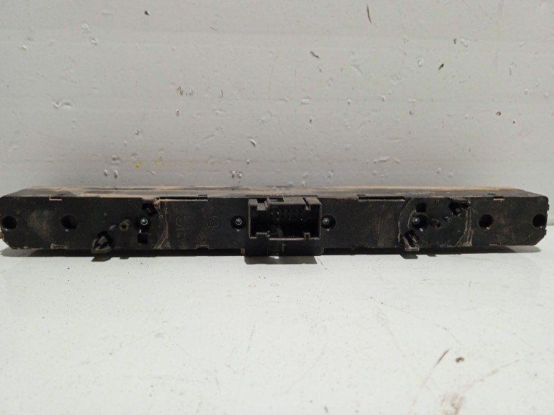 Recambio de warning para opel astra gtc sport referencia OEM IAM 13100107  