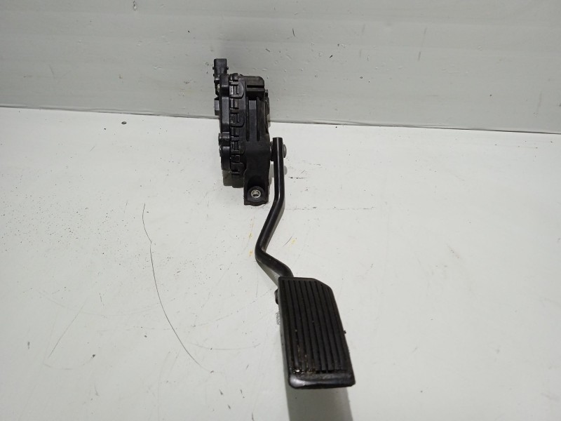 Recambio de potenciometro pedal para nissan almera (n16/e) 1.5 16v cat referencia OEM IAM 18002SU410  