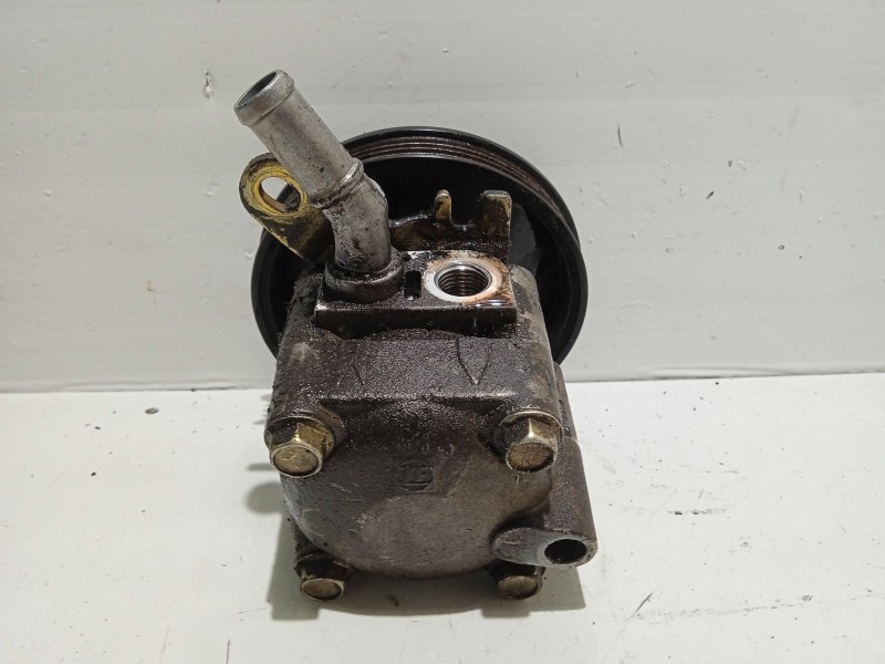 Recambio de bomba servodireccion para nissan almera (n16/e) 1.5 16v cat referencia OEM IAM 7613955144  