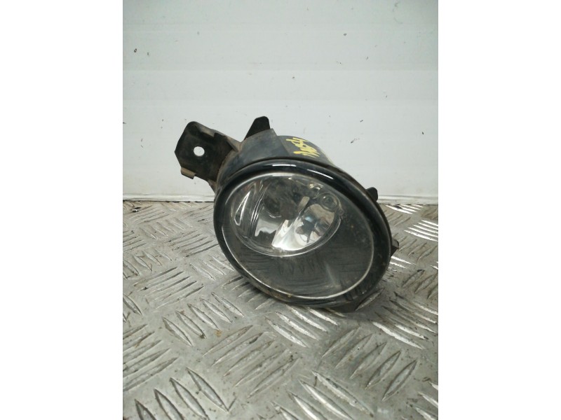 Recambio de faro antiniebla derecho para nissan primera berlina (p12) referencia OEM IAM 2615089905  