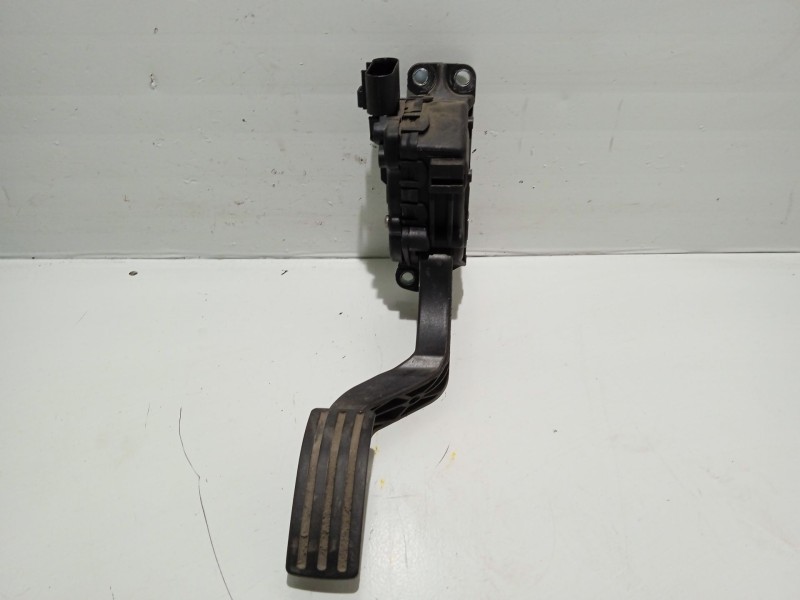 Recambio de potenciometro pedal para ford fusion (cbk) trend referencia OEM IAM 6PV00856700  