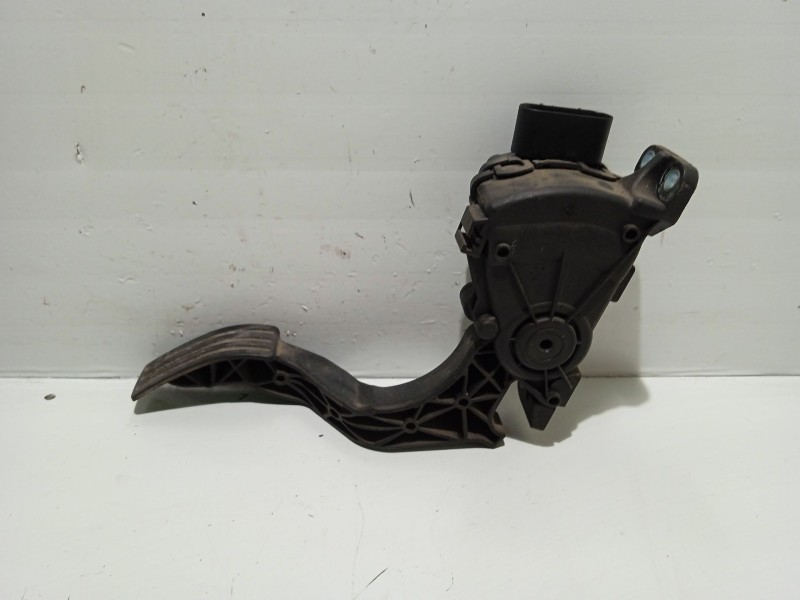 Recambio de potenciometro pedal para ford fusion (cbk) trend referencia OEM IAM 6PV00856700  