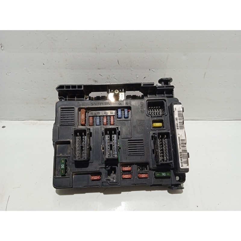 Recambio de caja reles / fusibles para citroën berlingo 1.9 diesel referencia OEM IAM 9650618580 BSM-B2 