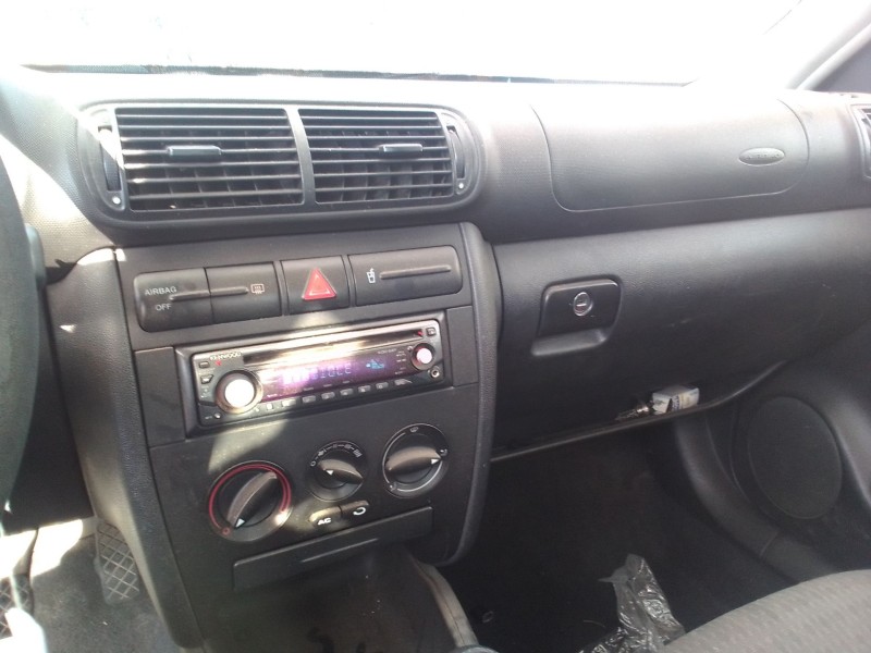 seat toledo ii (1m2) del año 2004