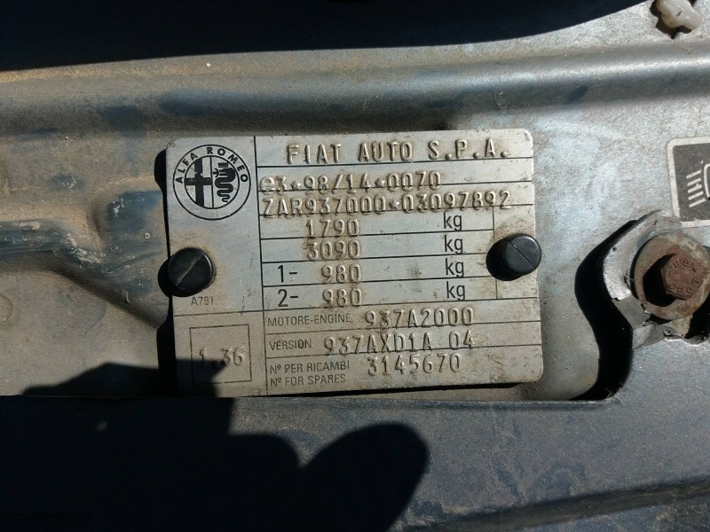 alfa romeo 147 (190) 1.9 jtd distinctive   |   12.00 - 12.04 | 2000 - 2004 | 116 cv / 85 kw del año 2000