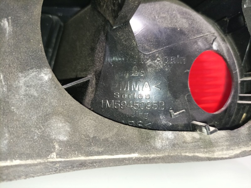 Recambio de piloto trasero izquierdo para seat toledo ii (1m2) 1.6 16v referencia OEM IAM 1M5945095B  