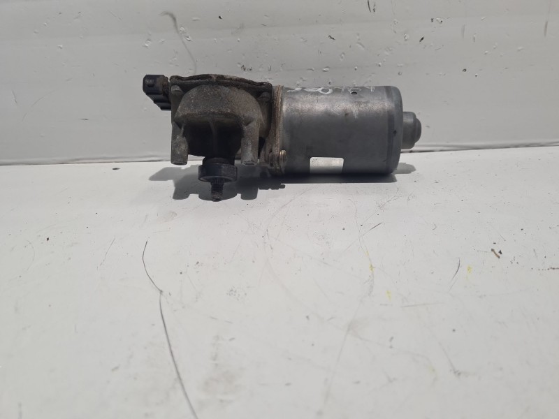 Recambio de motor limpia delantero para ford fiesta berlina referencia OEM IAM 96FB17B571DA  