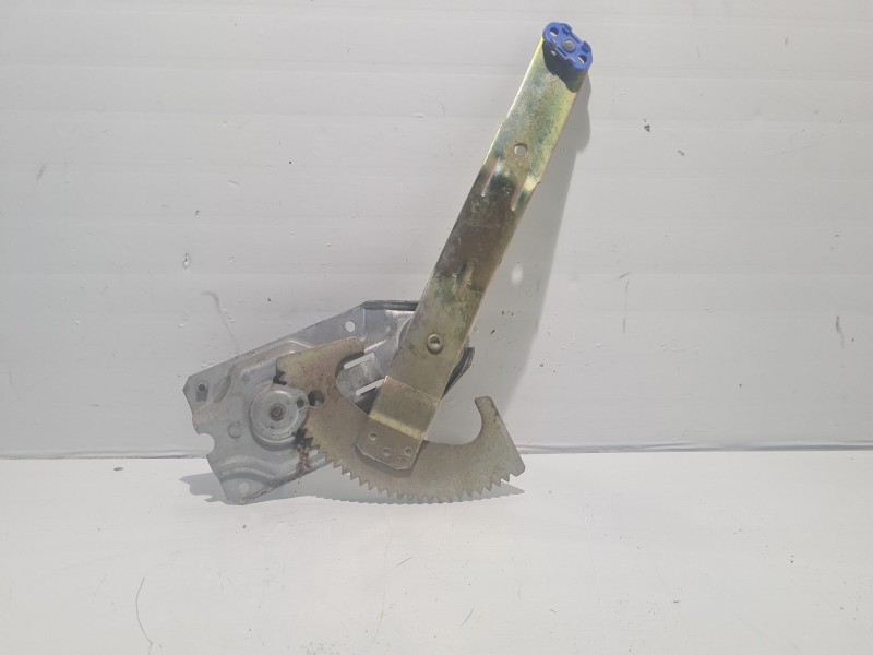 Recambio de elevalunas trasero derecho para ford fiesta berlina referencia OEM IAM   