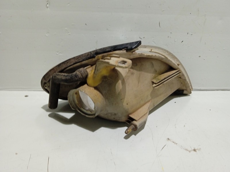 Recambio de piloto delantero izquierdo para hyundai lantra familiar (rd) referencia OEM IAM 2357NA  