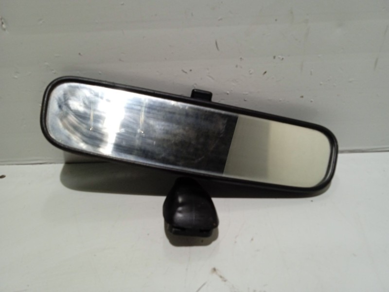 Recambio de espejo interior para hyundai lantra familiar (rd) referencia OEM IAM 010082  