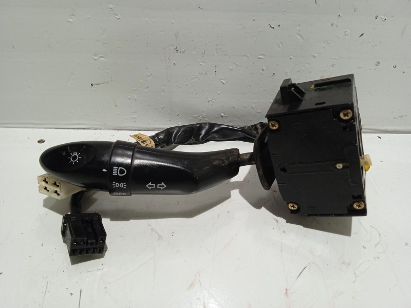 Recambio de mando luces para hyundai lantra familiar (rd) referencia OEM IAM 9345029580  