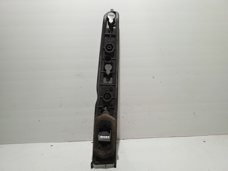 Recambio de portalamparas para opel meriva a monospace (x03) 1.3 cdti (e75) referencia OEM IAM   