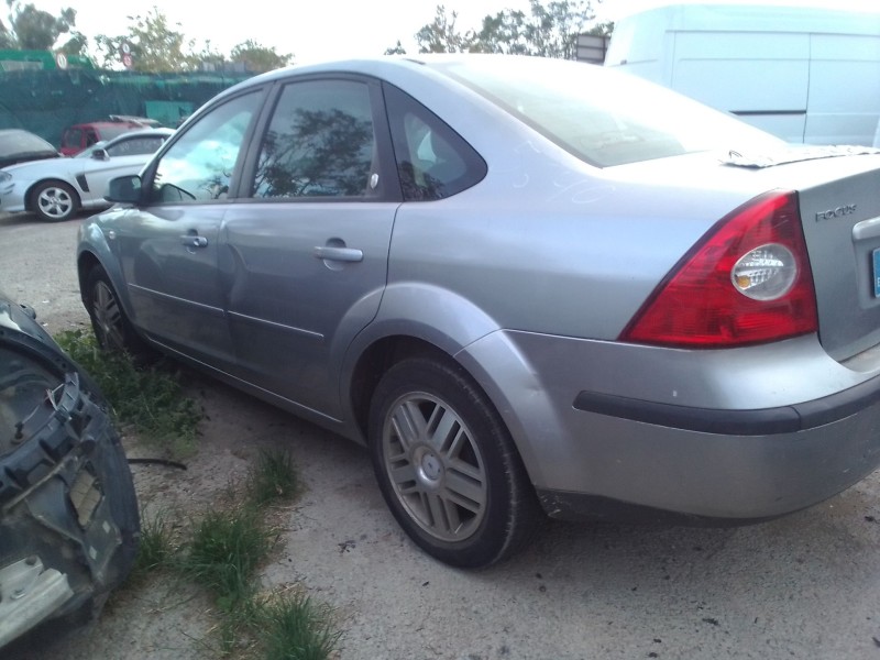 ford focus ii sedán (db_, fch, dh) del año 2005