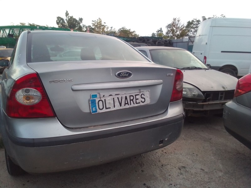 ford focus ii sedán (db_, fch, dh) del año 2005