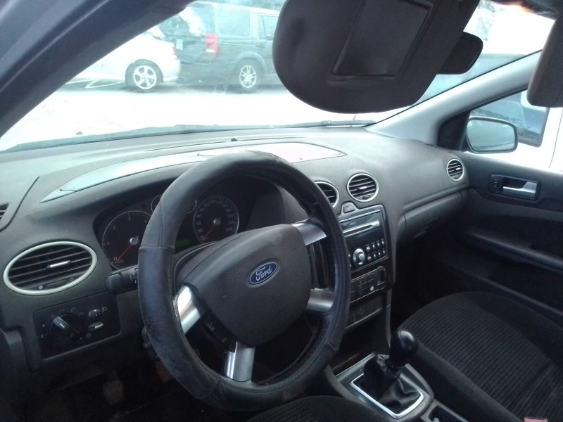 ford focus ii sedán (db_, fch, dh) del año 2005