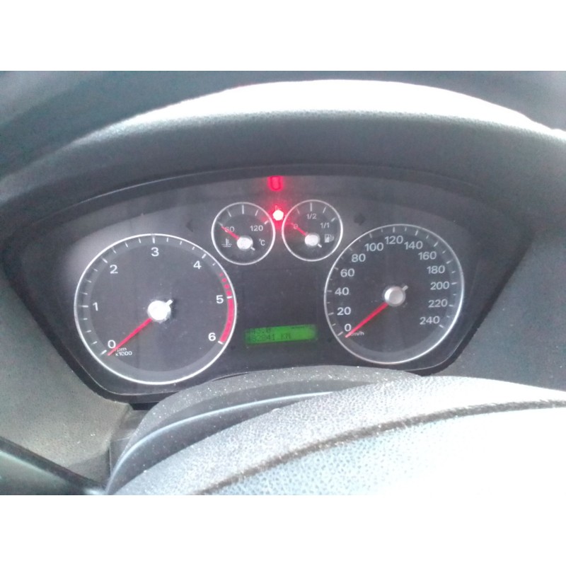 ford focus ii sedán (db_, fch, dh) del año 2005