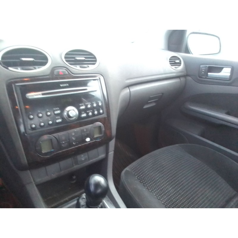ford focus ii sedán (db_, fch, dh) del año 2005