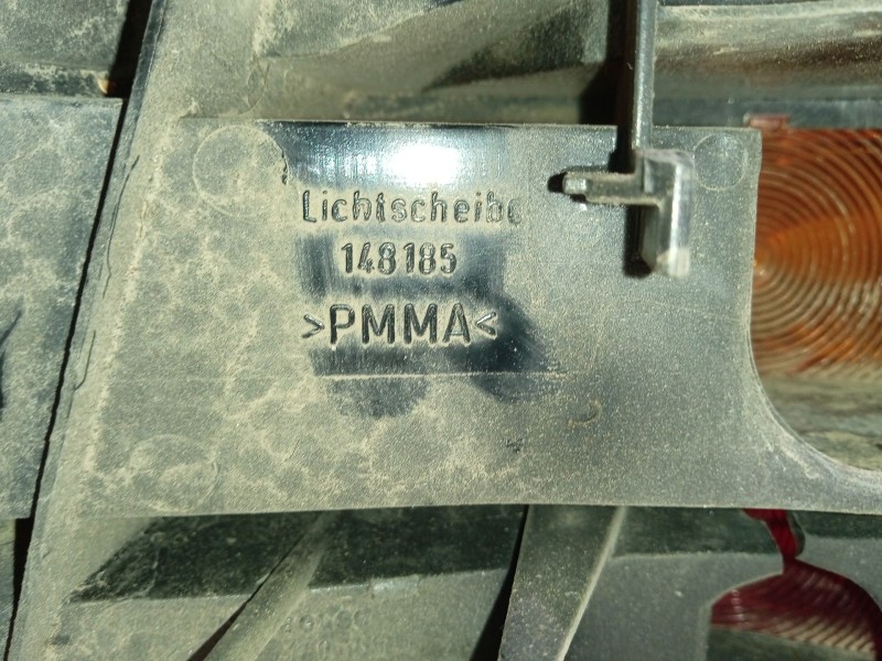 Recambio de piloto trasero derecho para volkswagen golf iv berlina (1j1) referencia OEM IAM 148185  