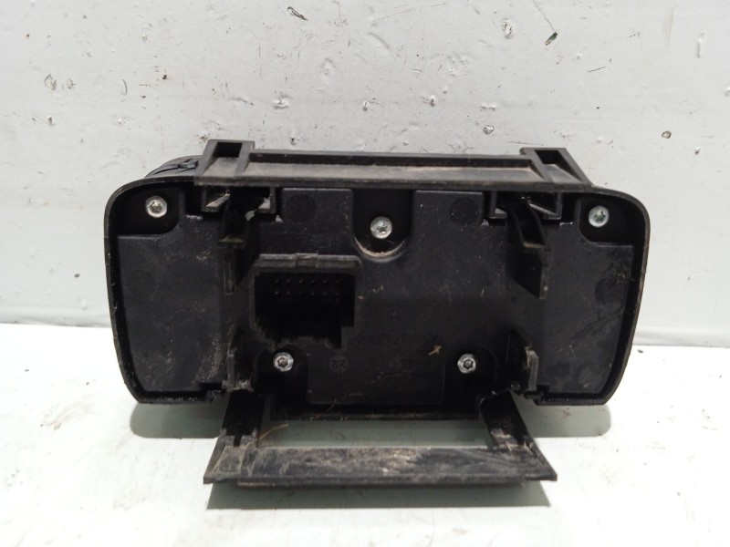 Recambio de mando luces para ford fiesta (cb1) 1.4 tdci cat referencia OEM IAM 8A6T13A024  