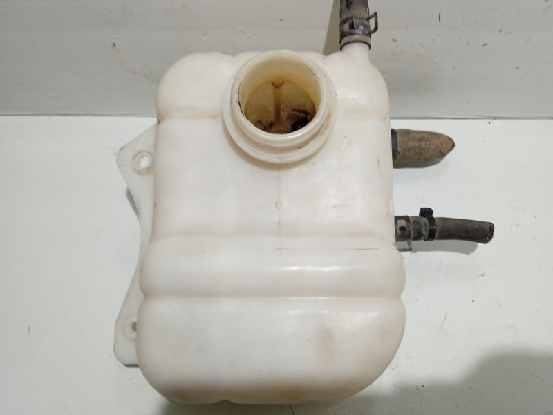 Recambio de deposito expansion para chevrolet lacetti 2.0 diesel cat referencia OEM IAM 96859652  