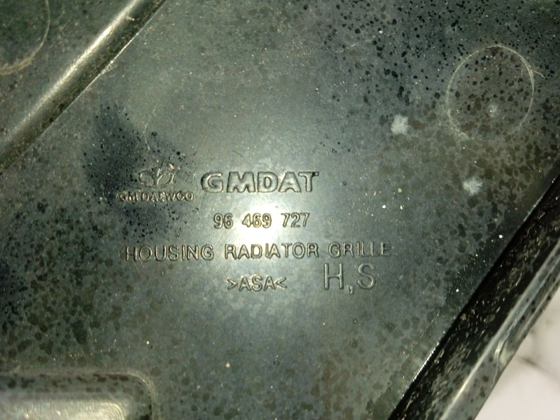 Recambio de rejilla delantera para chevrolet lacetti 2.0 diesel cat referencia OEM IAM 96469727  