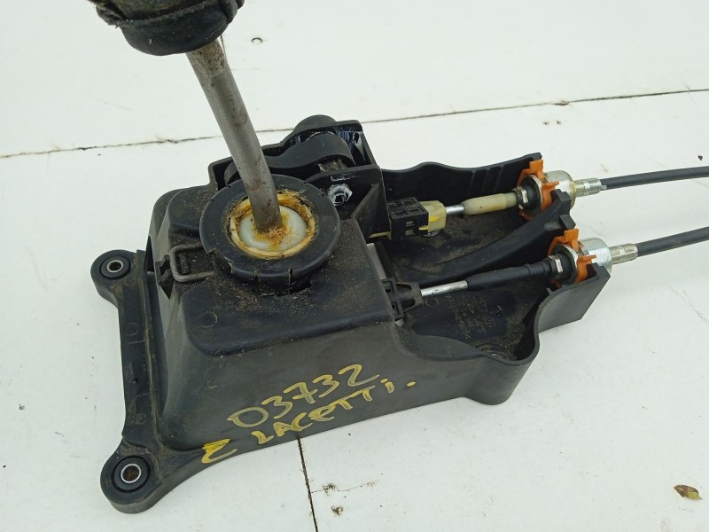 Recambio de palanca cambio para chevrolet lacetti 2.0 diesel cat referencia OEM IAM G04142  