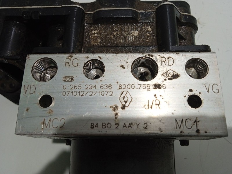Recambio de abs para renault scenic ii 2.0 dci diesel cat referencia OEM IAM 8200756306 0265234636 