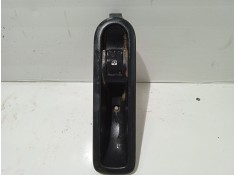 Recambio de mando elevalunas trasero izquierdo para renault scenic ii 2.0 dci diesel cat referencia OEM IAM 156013870  
