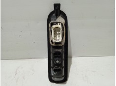 Recambio de mando elevalunas trasero izquierdo para renault scenic ii 2.0 dci diesel cat referencia OEM IAM 156013870   2