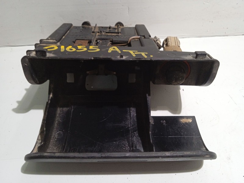 Recambio de cenicero para audi tt (8n3/8n9) 1.8 t coupe (132kw) referencia OEM IAM 8N0857951  