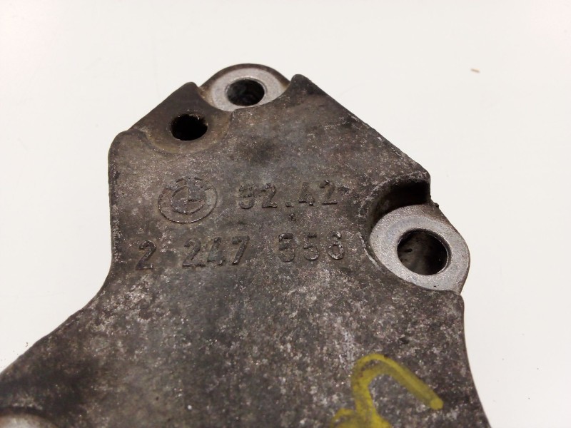 Recambio de soporte bomba inyeccion para bmw x5 (e53) 3.0 d referencia OEM IAM 32422247556  