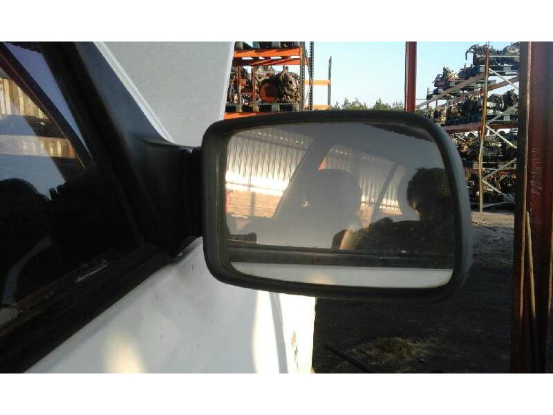 Recambio de retrovisor derecho para peugeot 205 berlina 1.8 d generation   |   09.95 - 12.98 | 1995 - 1998 | 58 cv / 43 kw refer