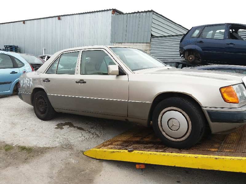 mercedes clase e (w124) familiar 3.0 diesel   |   0.85 - ... | 1985 | 113 cv / 83 kw del año 1985 mercedes clase e (w124) familiar 3.0 diesel   |   0.85 - ... | 1985 | 113 cv / 83 kw del año 1985