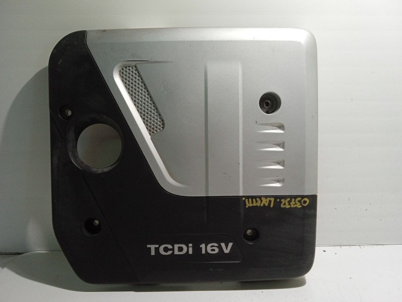Recambio de tapa motor para chevrolet lacetti 2.0 diesel cat referencia OEM IAM 96838893  